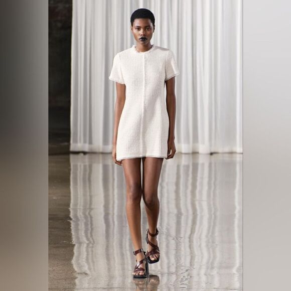 ZARA SHORT STRUCTURED DRESS ZW COLLECTION - Picture 1 of 12